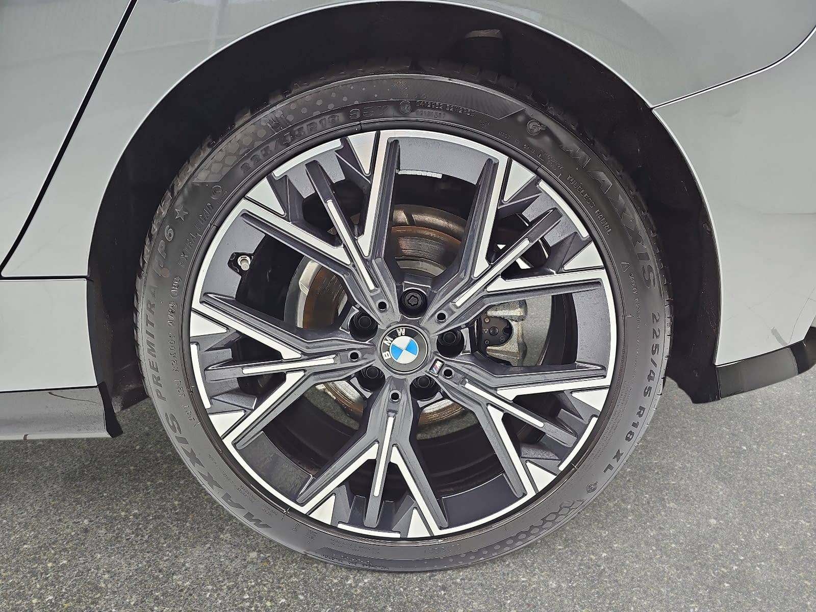 BMW 120 I AUTO. M SPORT NAVI LED P-ASSIST WINTER KAMERA AH