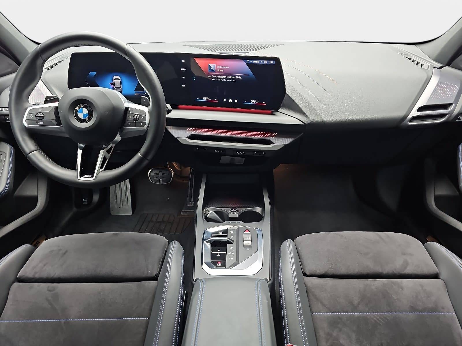 BMW 120 I AUTO. M SPORT NAVI LED P-ASSIST WINTER KAMERA AH