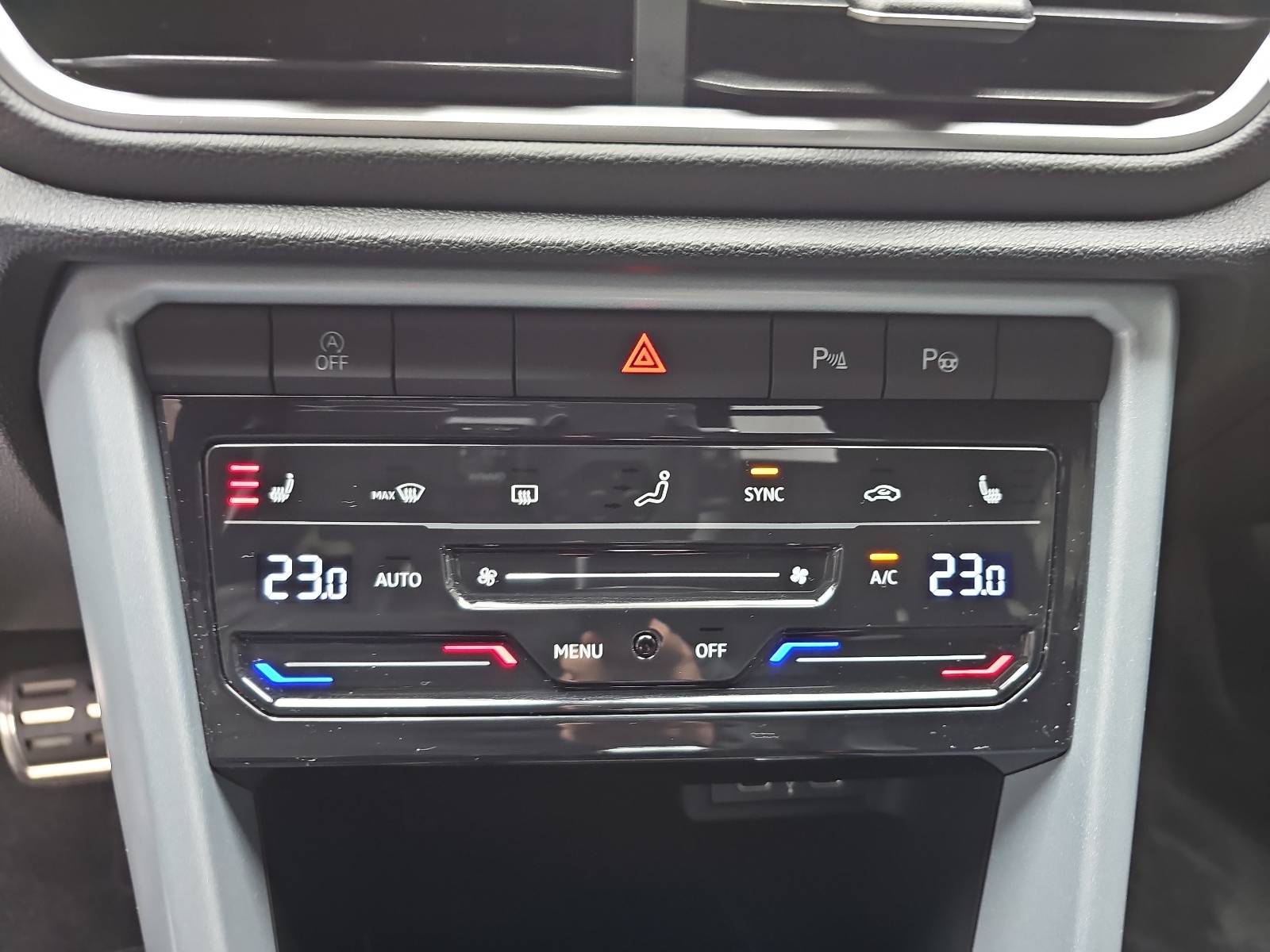 VW T-ROC 1.5 TSI DSG GOAL NAVI LED KLIMAAUTO ACC KAMERA AHK