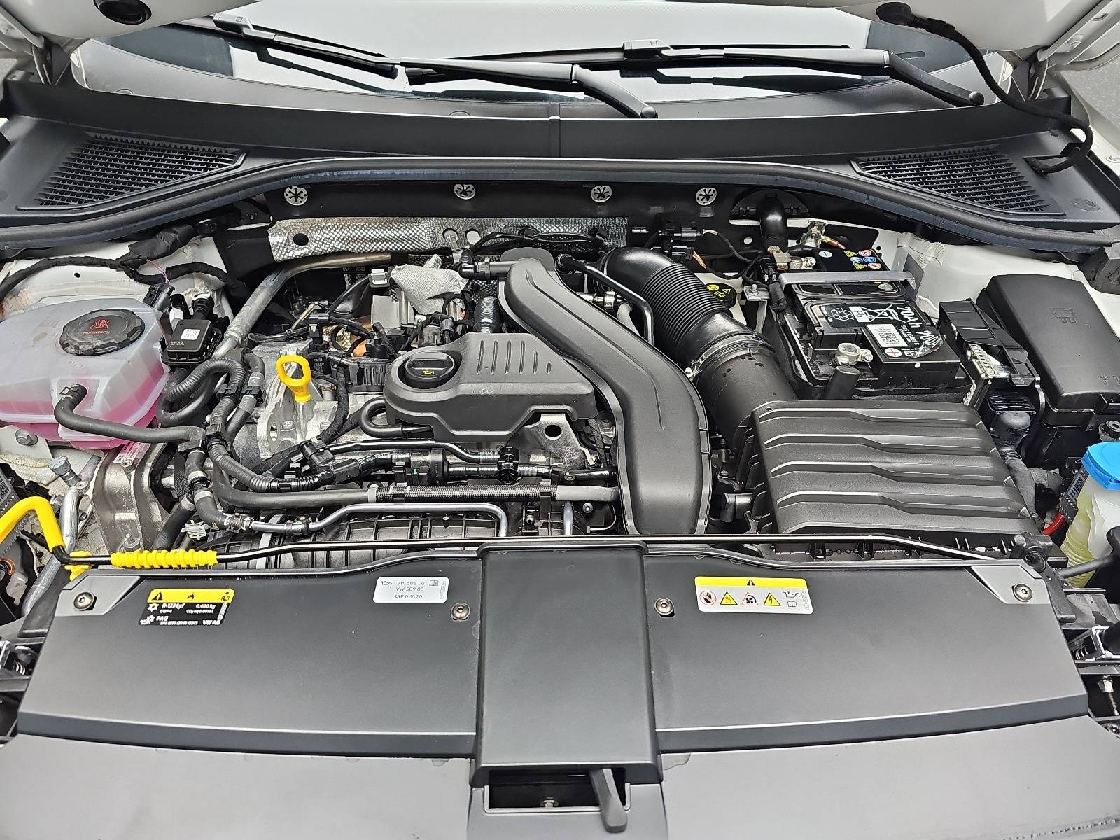 VW T-ROC 1.5 TSI DSG GOAL NAVI LED KLIMAAUTO ACC KAMERA AHK