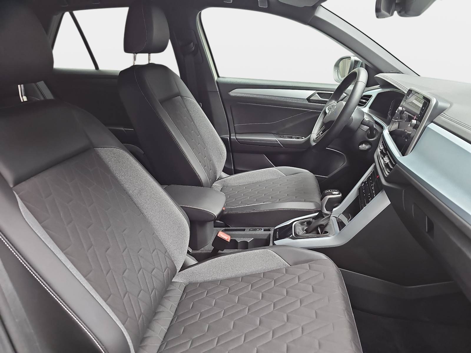 VW T-ROC 1.5 TSI DSG GOAL NAVI LED KLIMAAUTO ACC KAMERA AHK