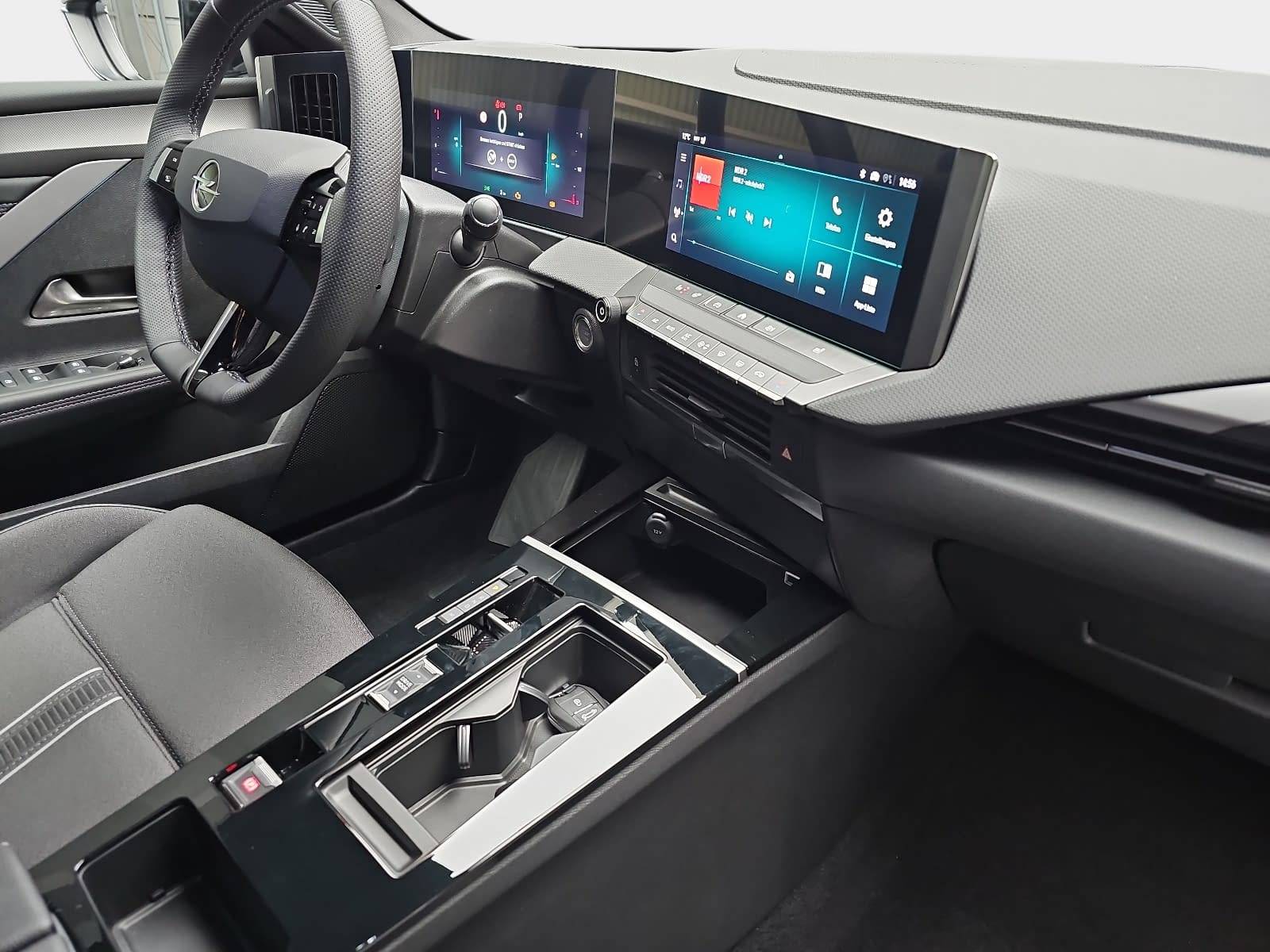 OPEL ASTRA 1.2 TURBO AUTO. SPORTS TOURER GS LED AGR WINTER KA