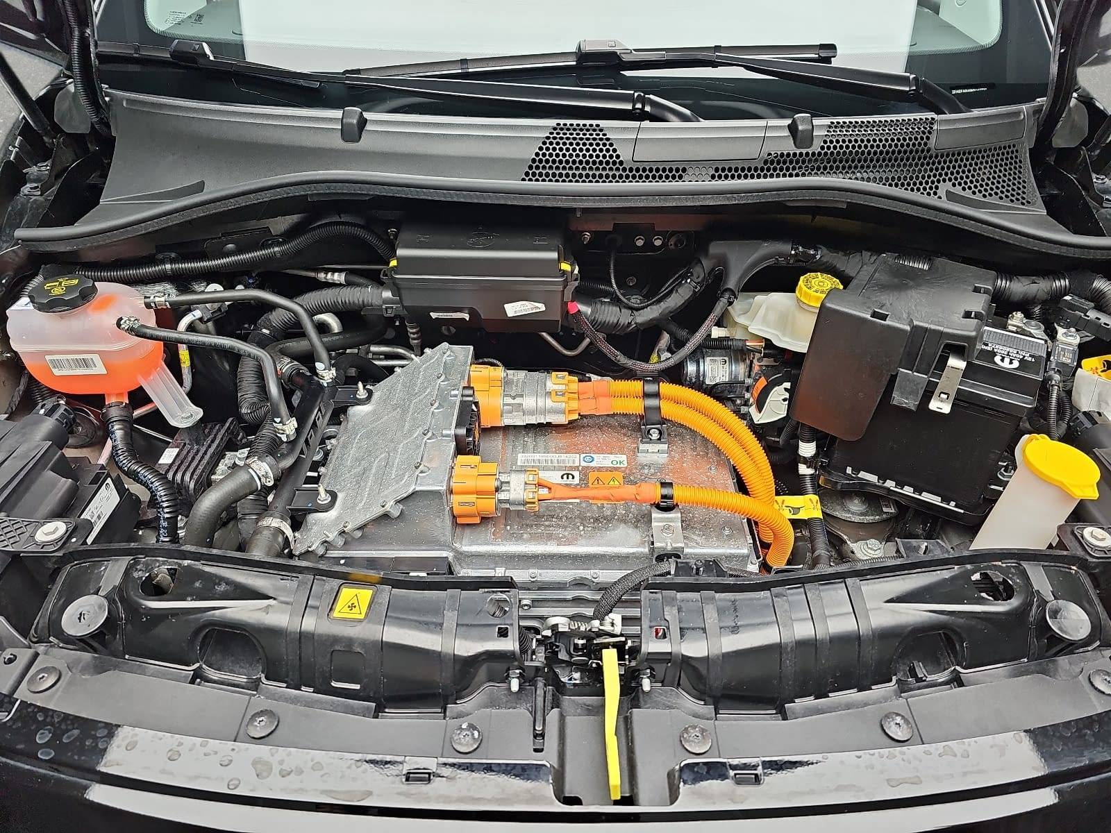 FIAT 500E ELEKTRO 42 KWH 3+1 ICON NAVI KLIMA APPLE/ANDROID LM16