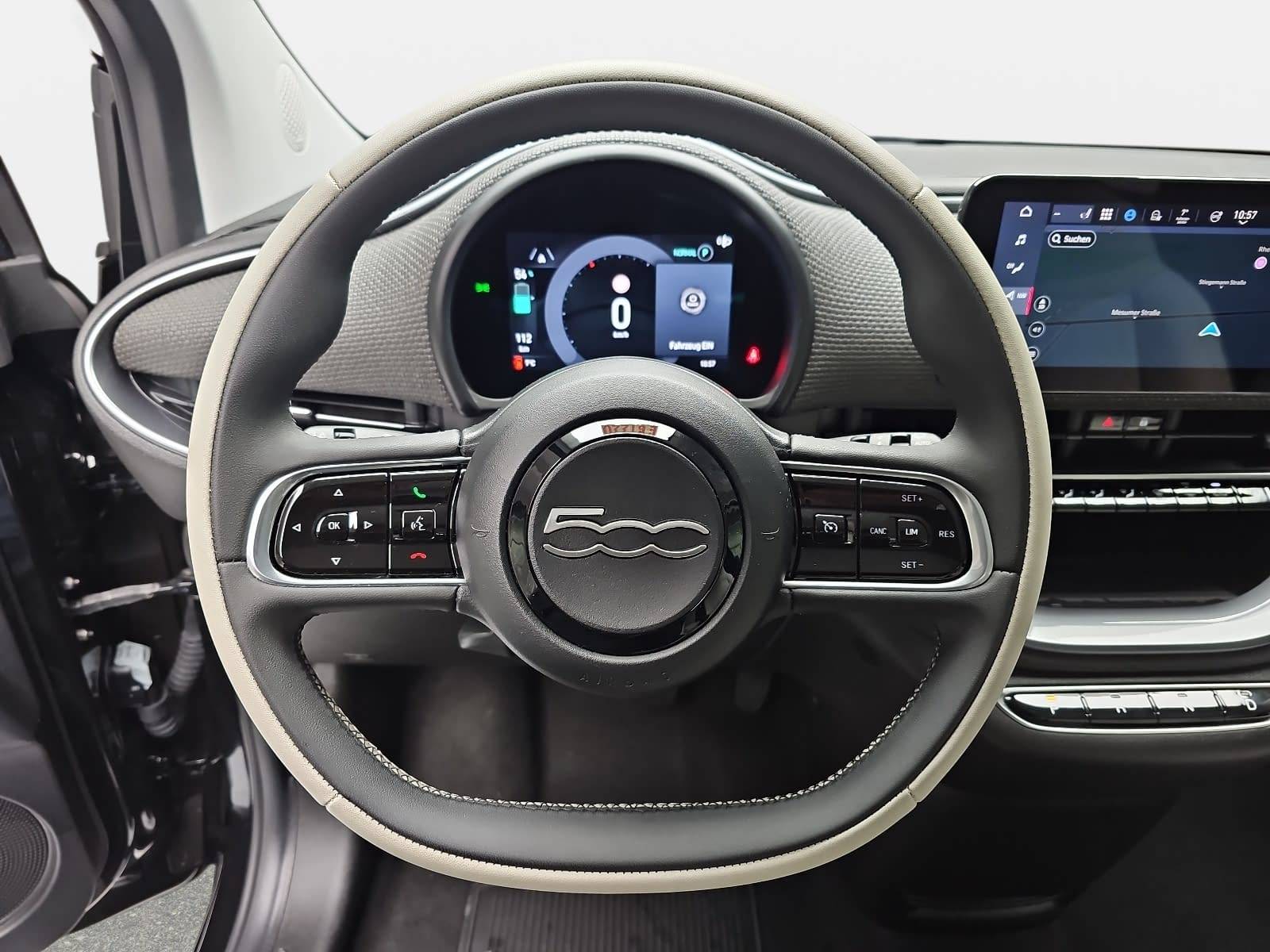 FIAT 500E ELEKTRO 42 KWH BY BOCELLI NAVI KLIMA LED JBL ALL-SEASON LM17