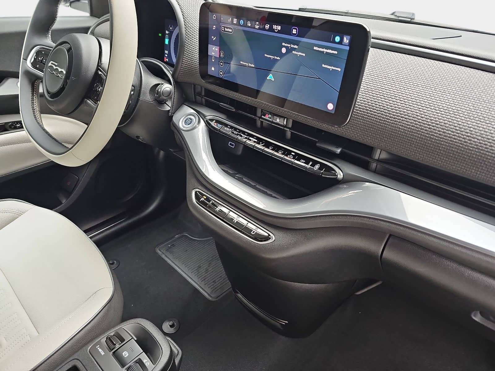 FIAT 500E ELEKTRO 42 KWH BY BOCELLI NAVI KLIMA LED JBL ALL-SEASON LM17