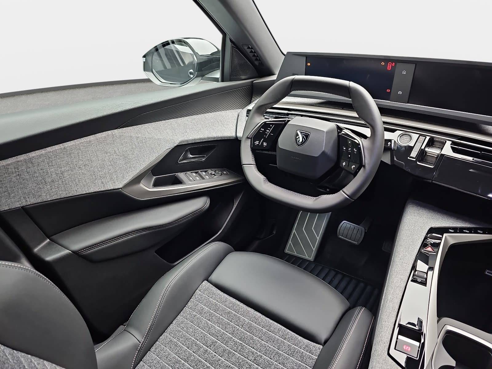 PEUGEOT 3008 1.2 HYBRID 145 E-DSC6 ALLURE LED DAB WINTER AHK LM