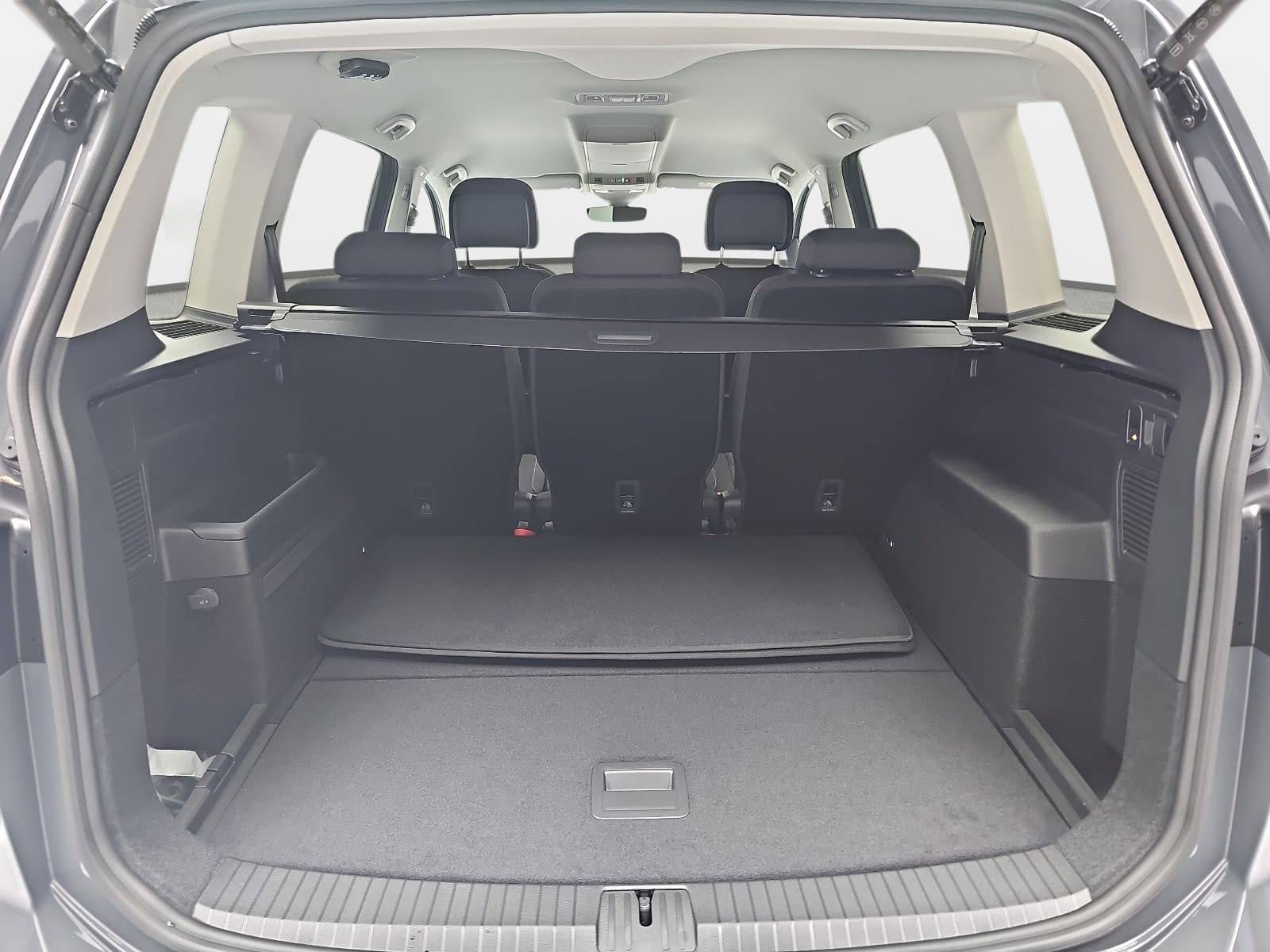 VW TOURAN 1.5 TSI DSG COMFORTLINE NAVI LED ACC WINTER KAMERA