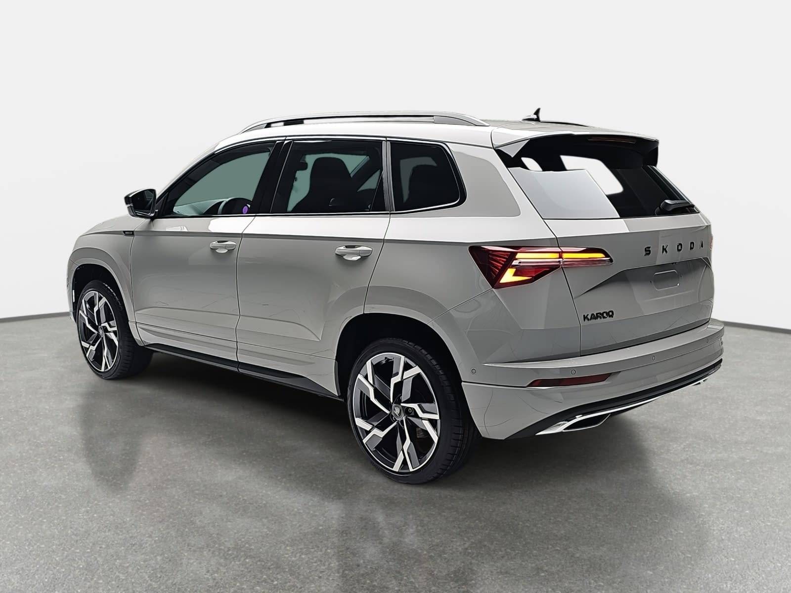 SKODA KAROQ 1.5 TSI DSG SPORTLINE NAVI LED-MATRIX PANO CANTON 