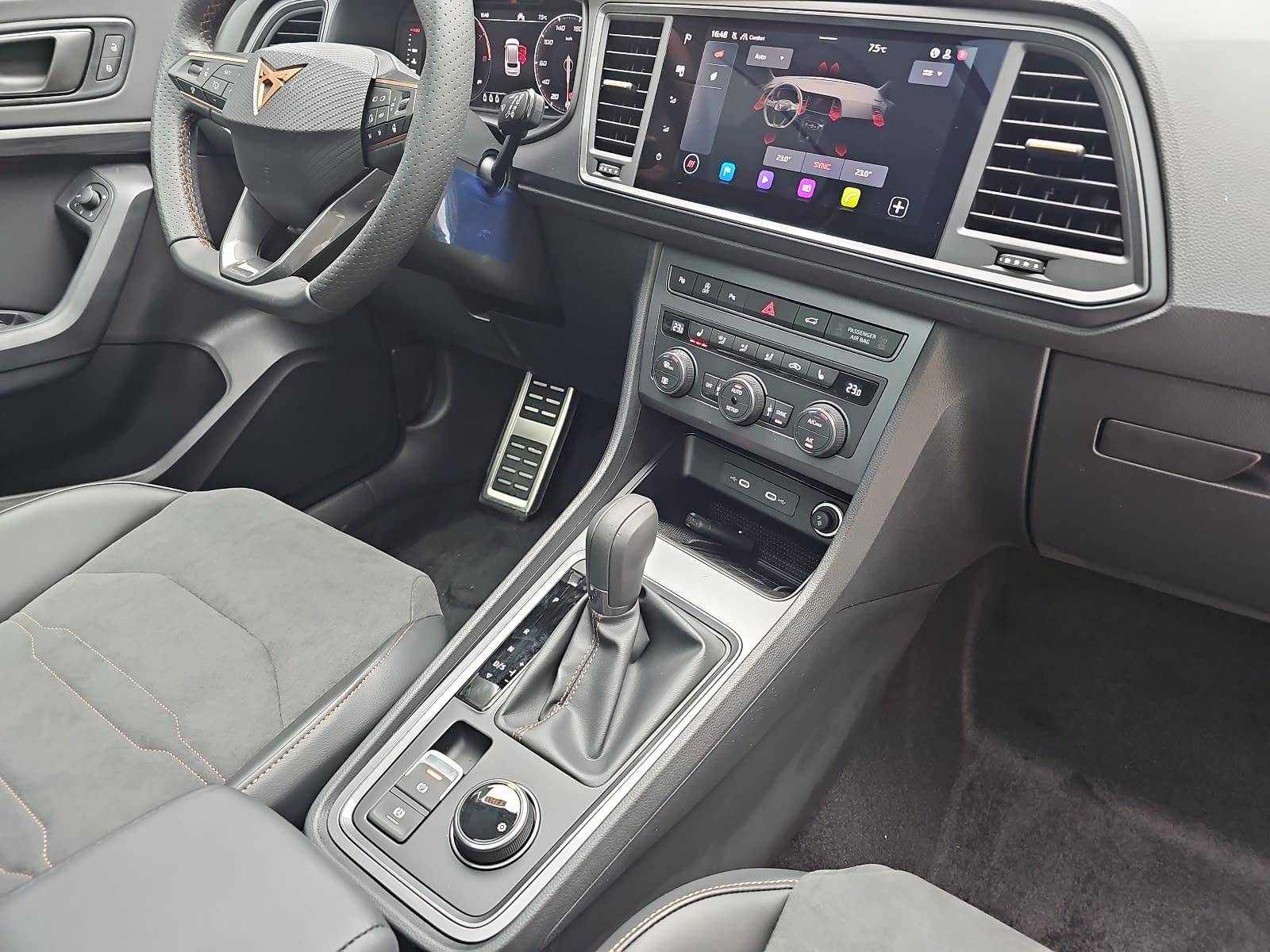 CUPRA ATECA 1.5 TSI DSG NAVI LED ACC PANO EL.HECKKLAPPE WINTER