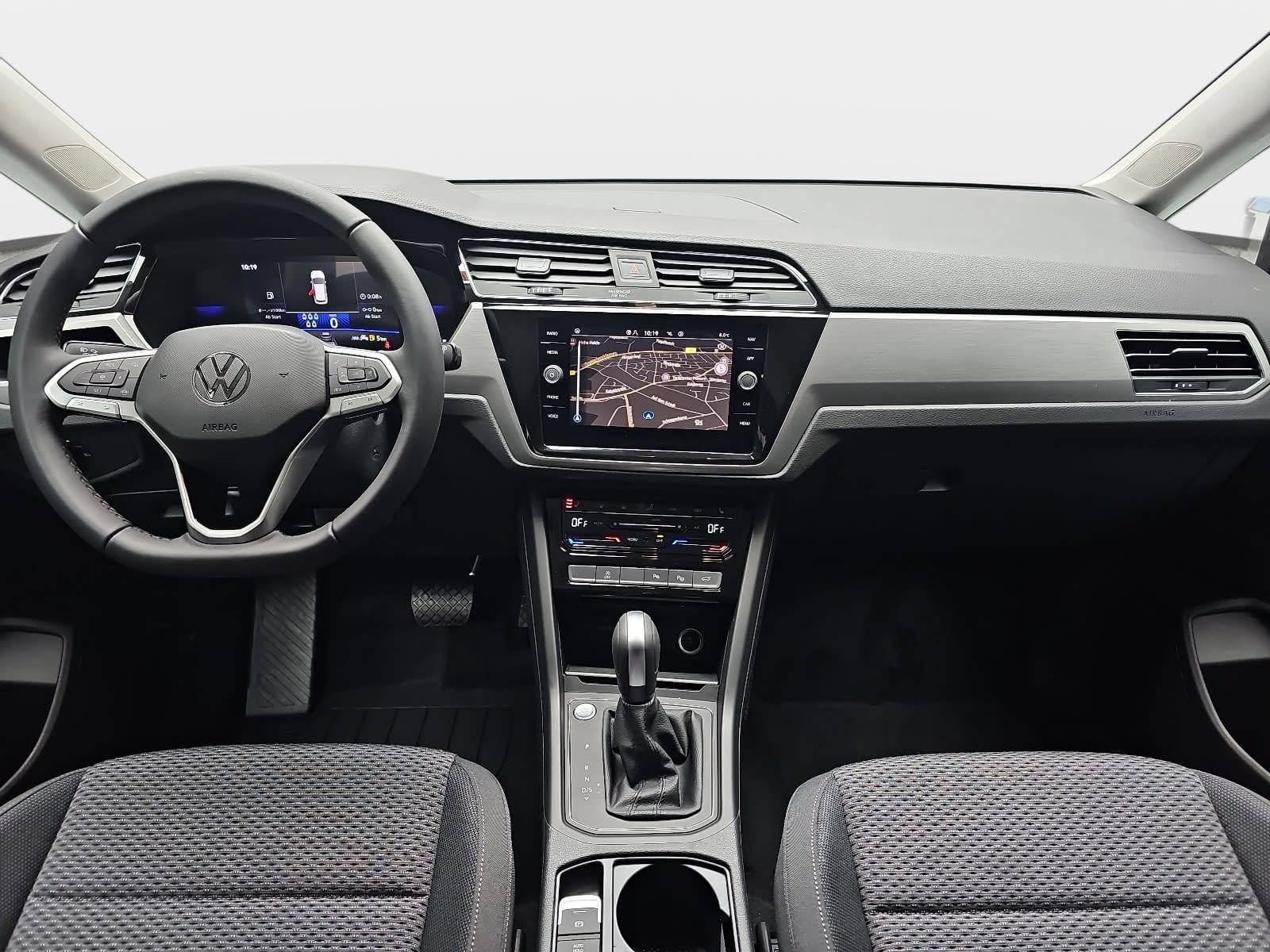 VW TOURAN 1.5 TSI DSG COMFORTLINE NAVI LED ACC 7-S AHK LM