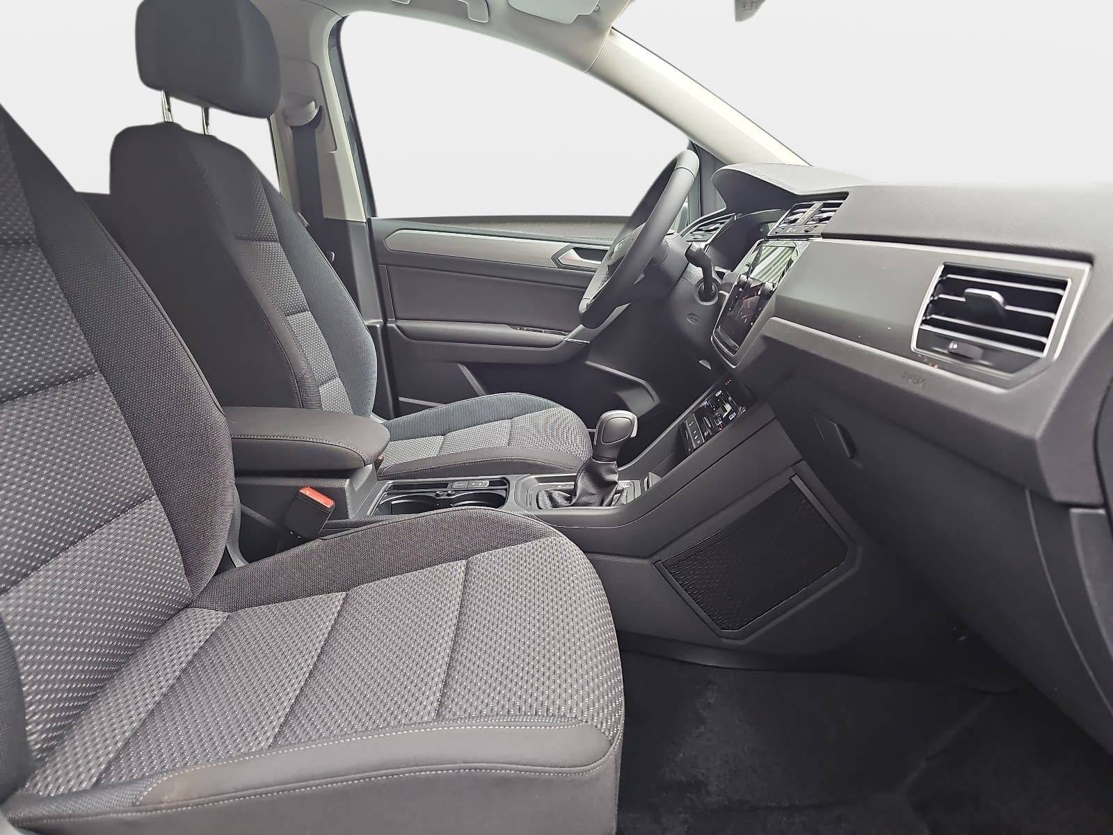 VW TOURAN 1.5 TSI DSG COMFORTLINE NAVI LED ACC 7-S AHK LM