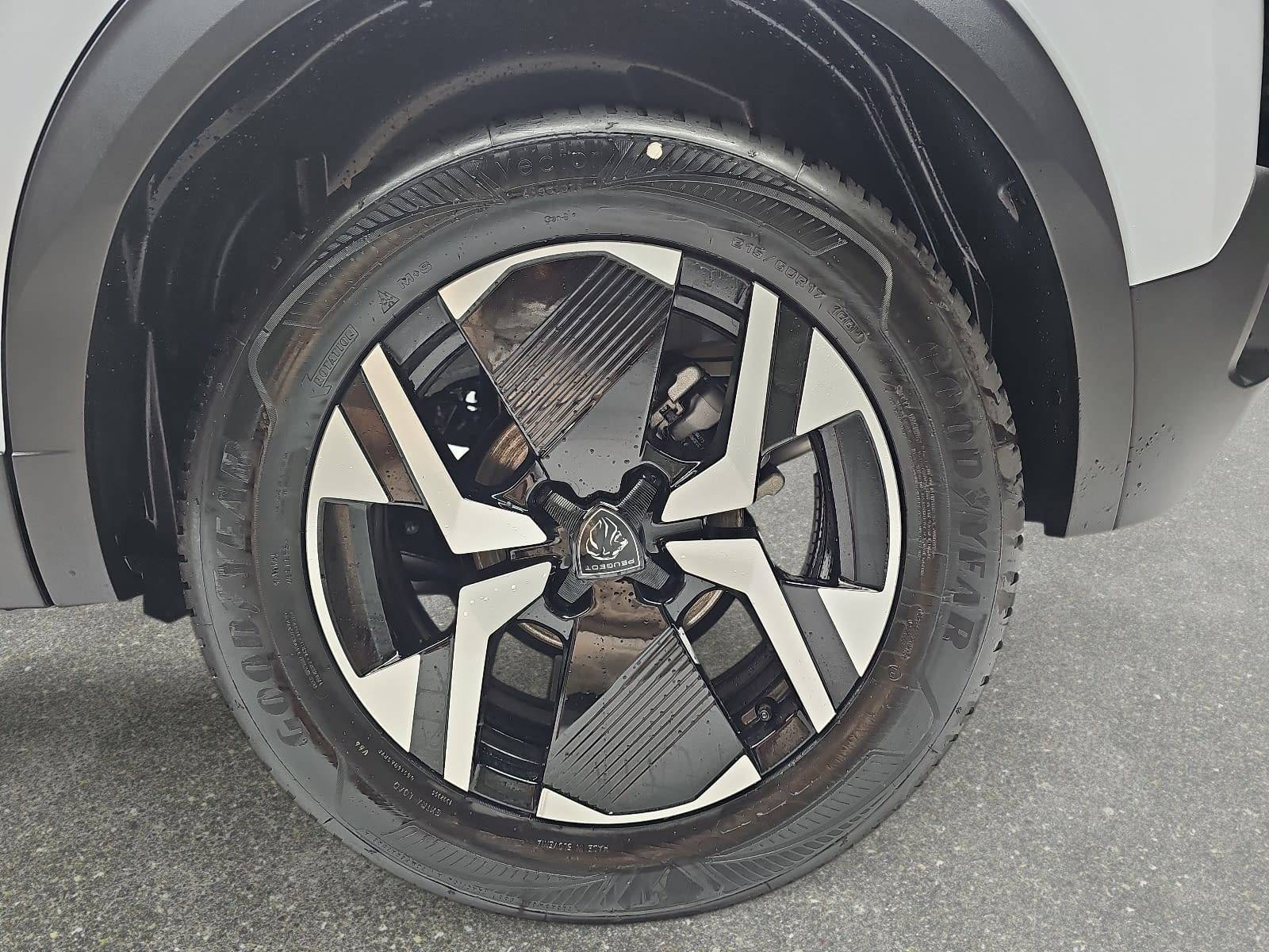 PEUGEOT 2008 1.2 HYBRID 145 E-DSC6 GT-LINE 2-WD LED KLIMAAUTO K