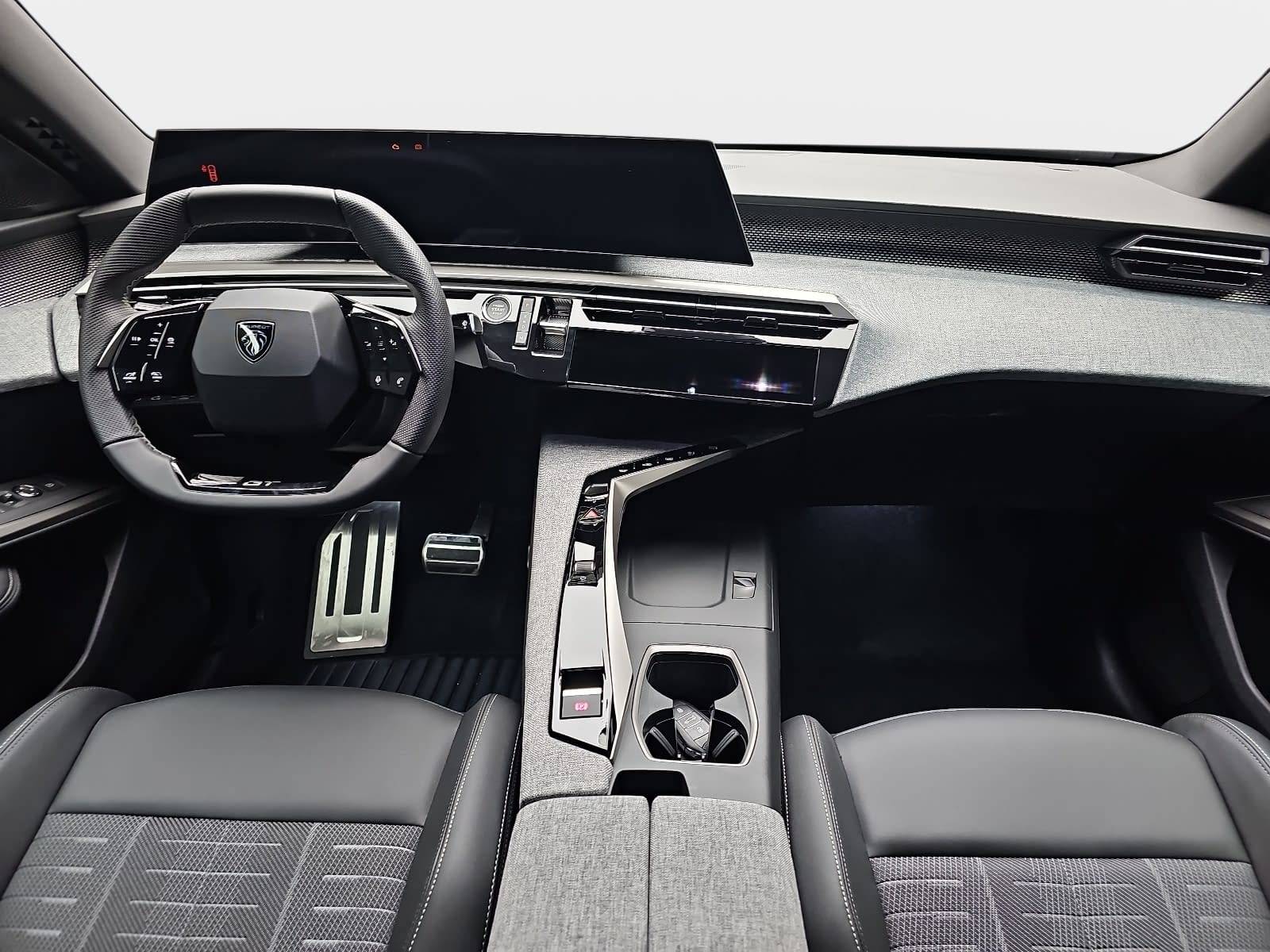 PEUGEOT 3008 1.2 HYBRID 145 E-DSC6 GT NAVI KLIMA LED AHK LM19