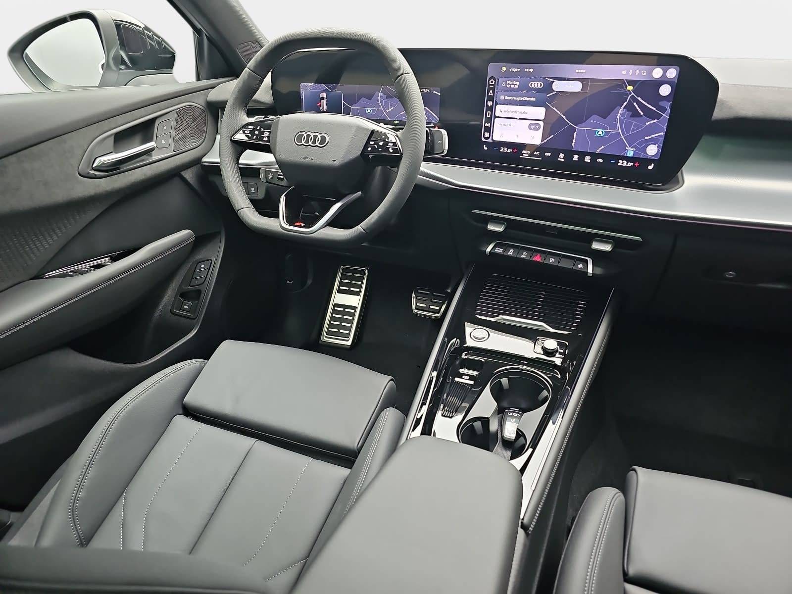 AUDI Q3 TFSI S-TRONIC S-LINE NAVI LED-PLUS PANO